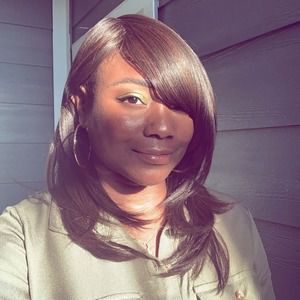 Meet your Posher, Laeisha